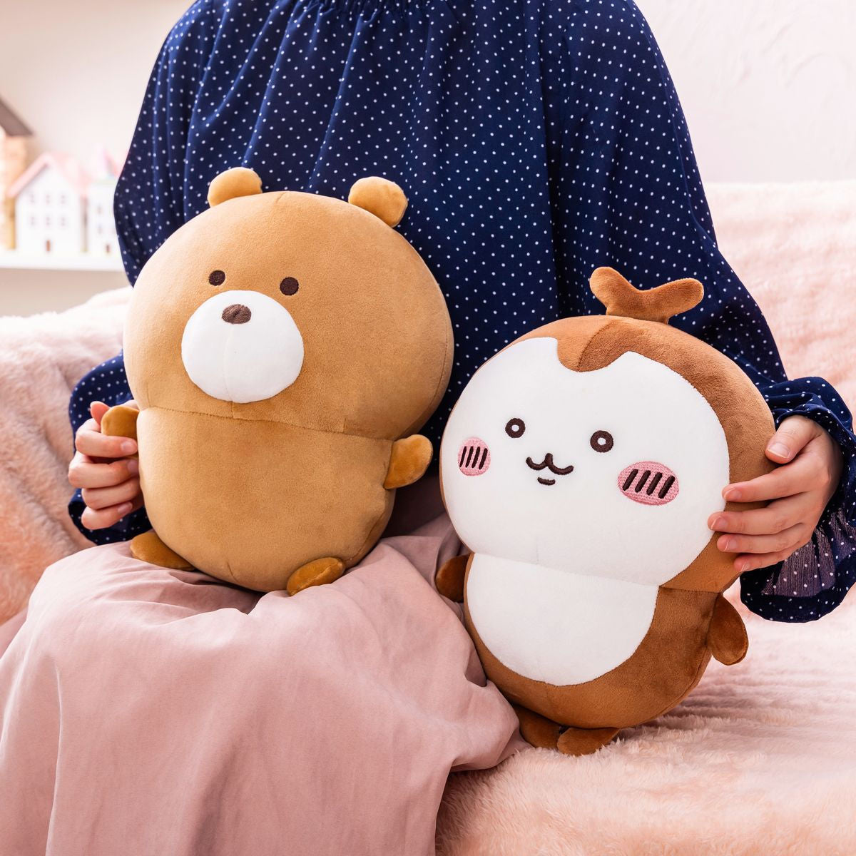 Chiikawa Park Cuddly Plush Cushion (Beetle) [gachapon]